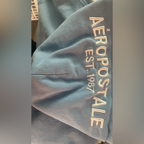 Aéropostels baby blue cropped hoodie only worn once - Picture 3 of 4